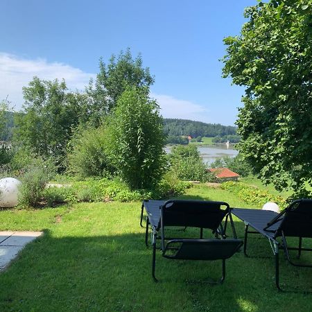 Stille X Weite - Hochwertige Wohnung Mit See-Panorama Kronburg エクステリア 写真