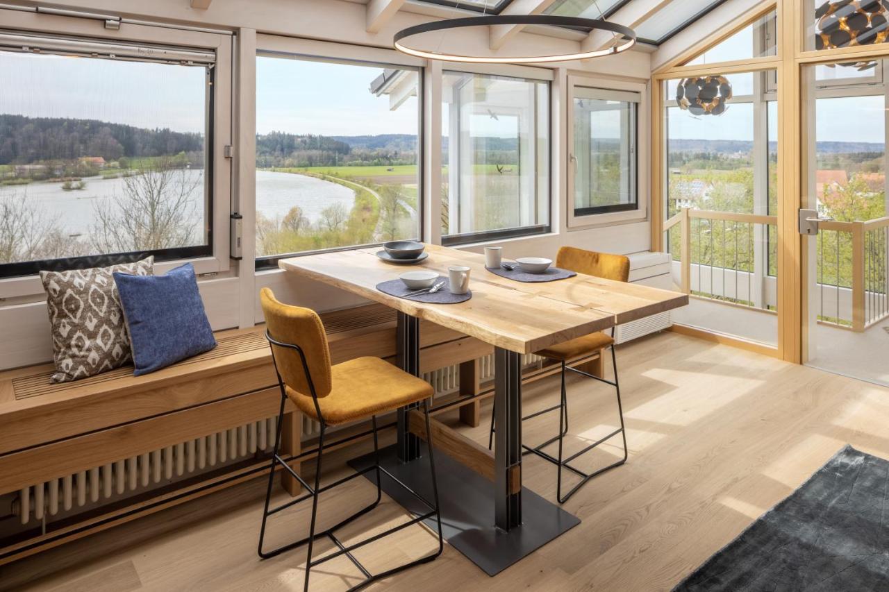 Stille X Weite - Hochwertige Wohnung Mit See-Panorama Kronburg エクステリア 写真