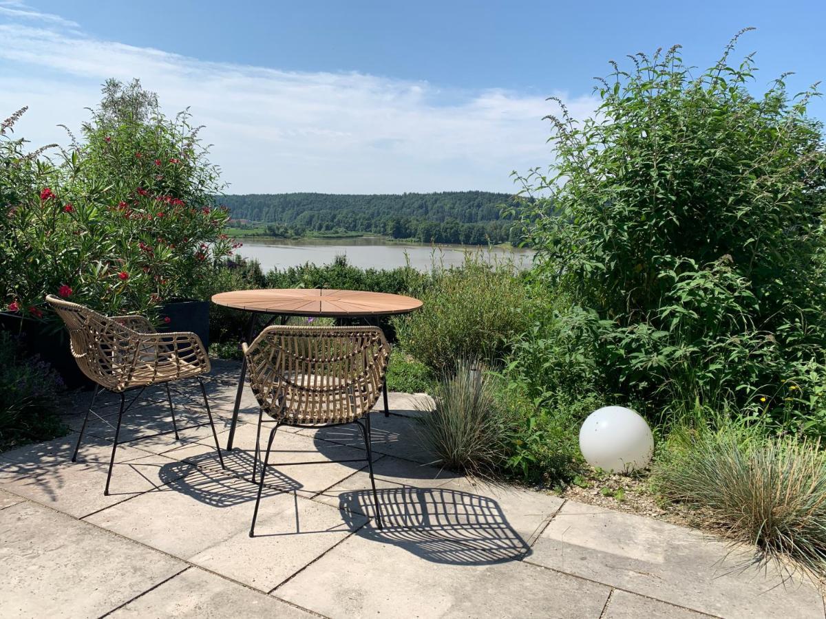 Stille X Weite - Hochwertige Wohnung Mit See-Panorama Kronburg エクステリア 写真